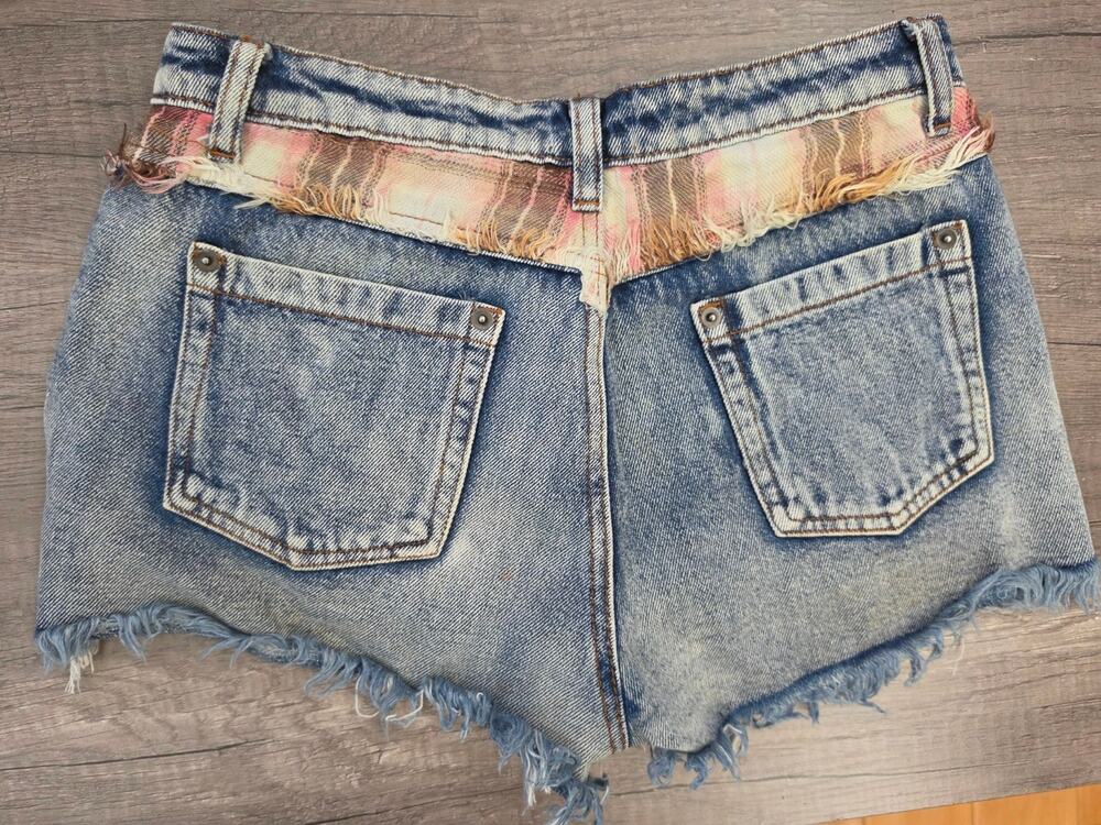 POL Distressed Acid Wash Denim Shorts with Plaid Detail – Size Small
